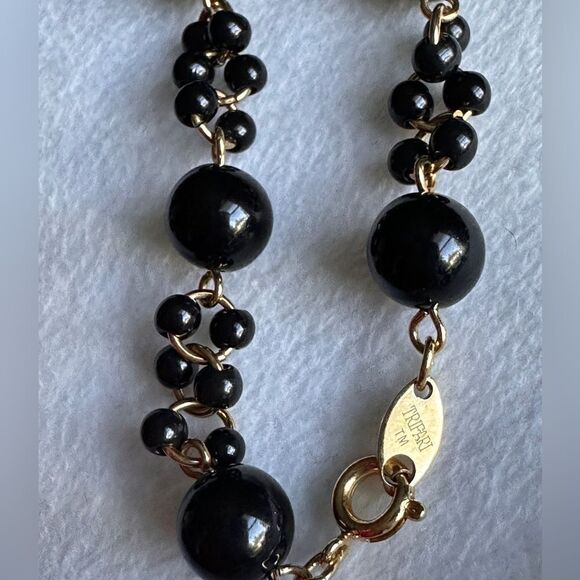 TRIFARI vintage black Crown Black Beaded and Gold Tone Choker Necklace s… - Picture 11 of 17
